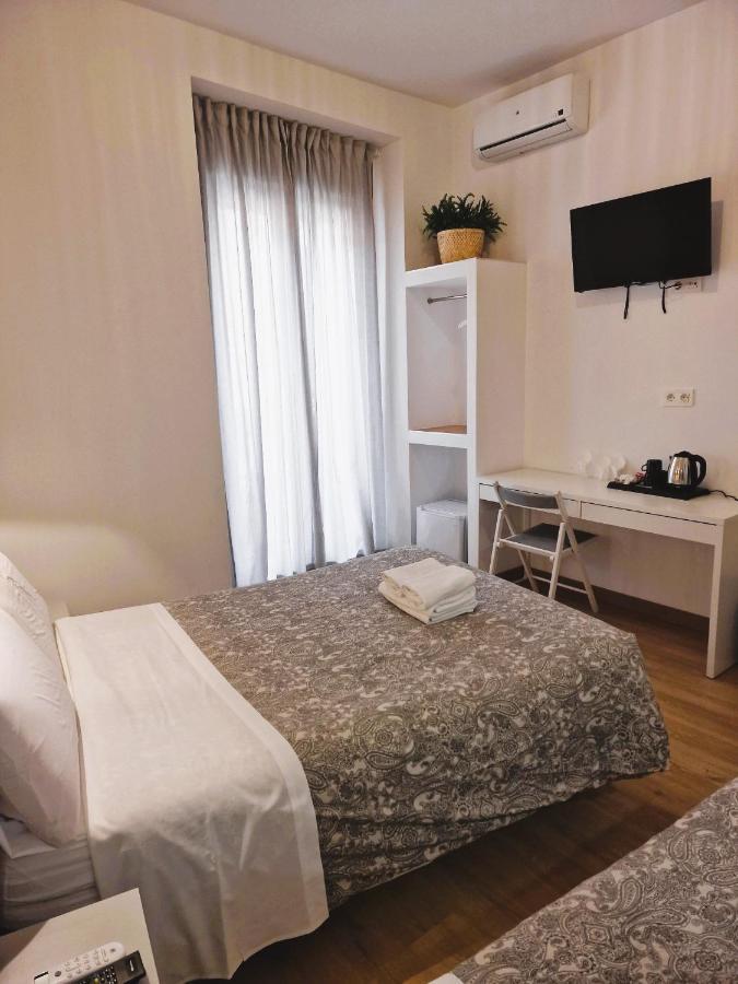 Hostal Comercial Madrid Ngoại thất bức ảnh